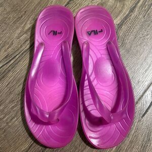 Fila Sport Women's Flexible Outsole Flip Flops Jelly Purple White Sz 9/10